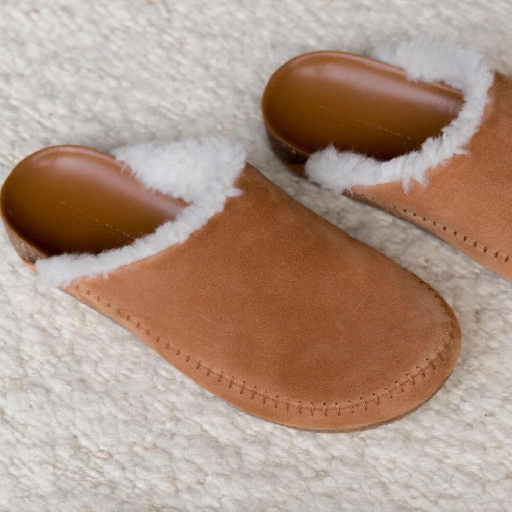 Jenni Kayne Shearling Moc Clog Shoes Saddle Brown Size 37 NWOT Luxury Cozy Suede